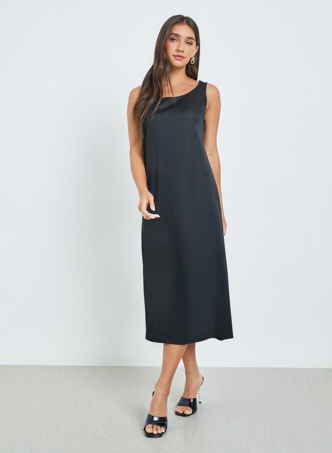 Styli Black Kimono Sleeve Maxi Dress with Buckle Detail - Image 5