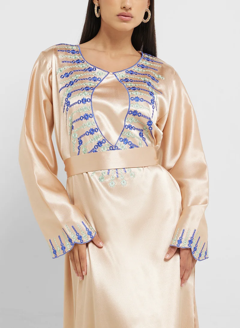 hayas closet Emroidered Belted Jalabiya