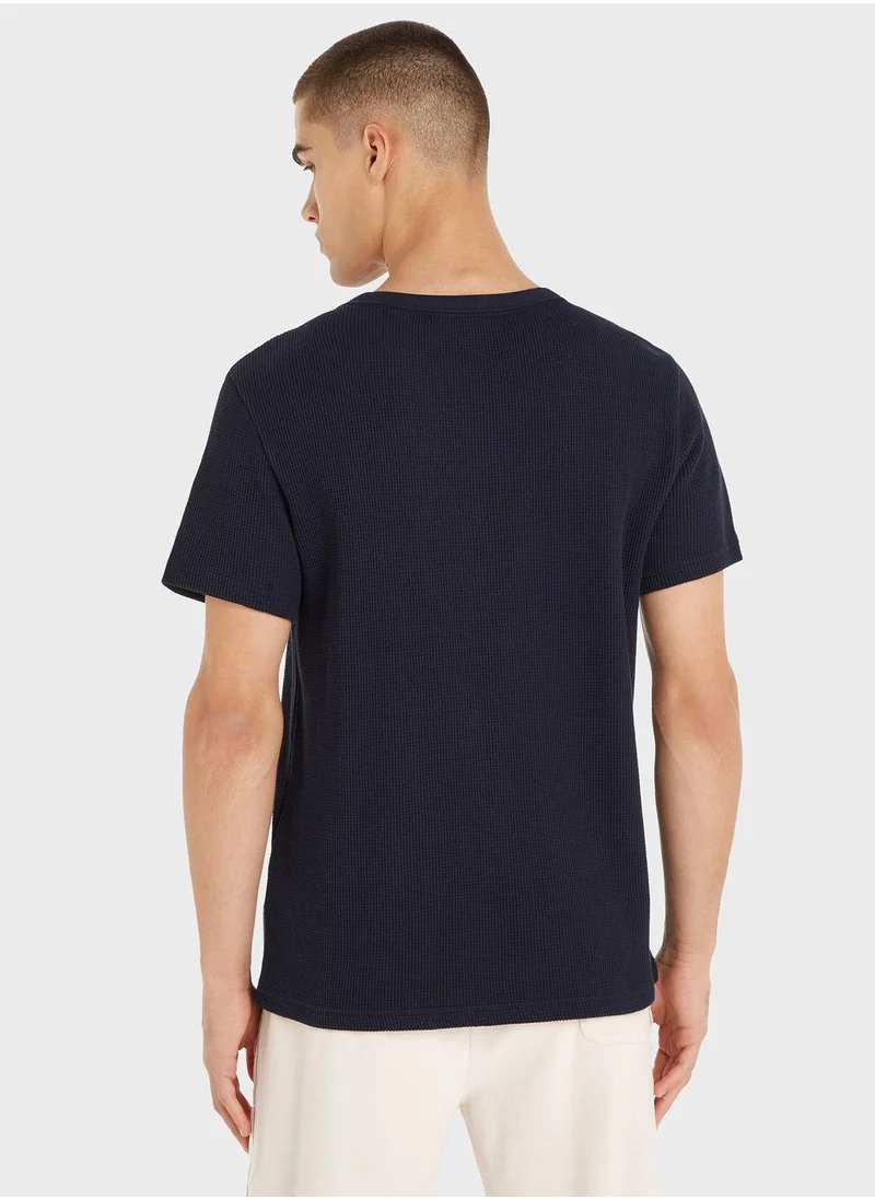 TOMMY HILFIGER Logo Crew Neck T-Shirt