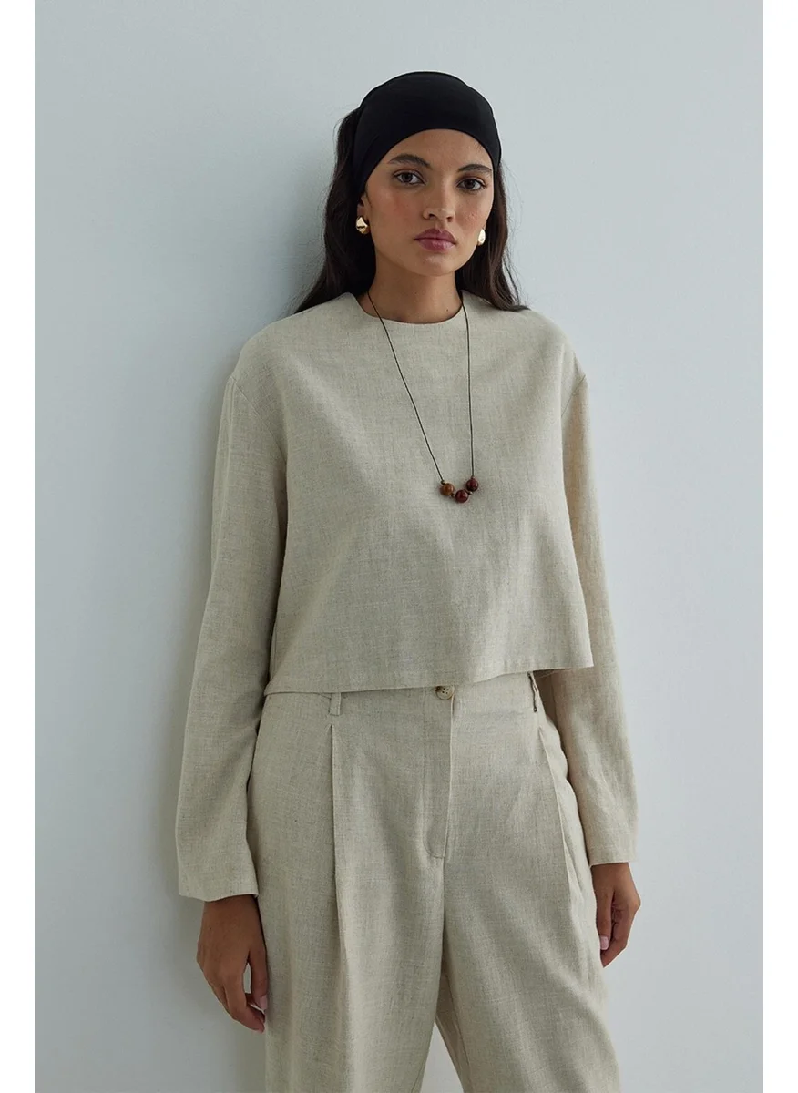 سود كوليكشن Natural Mussel Crop Linen Blouse