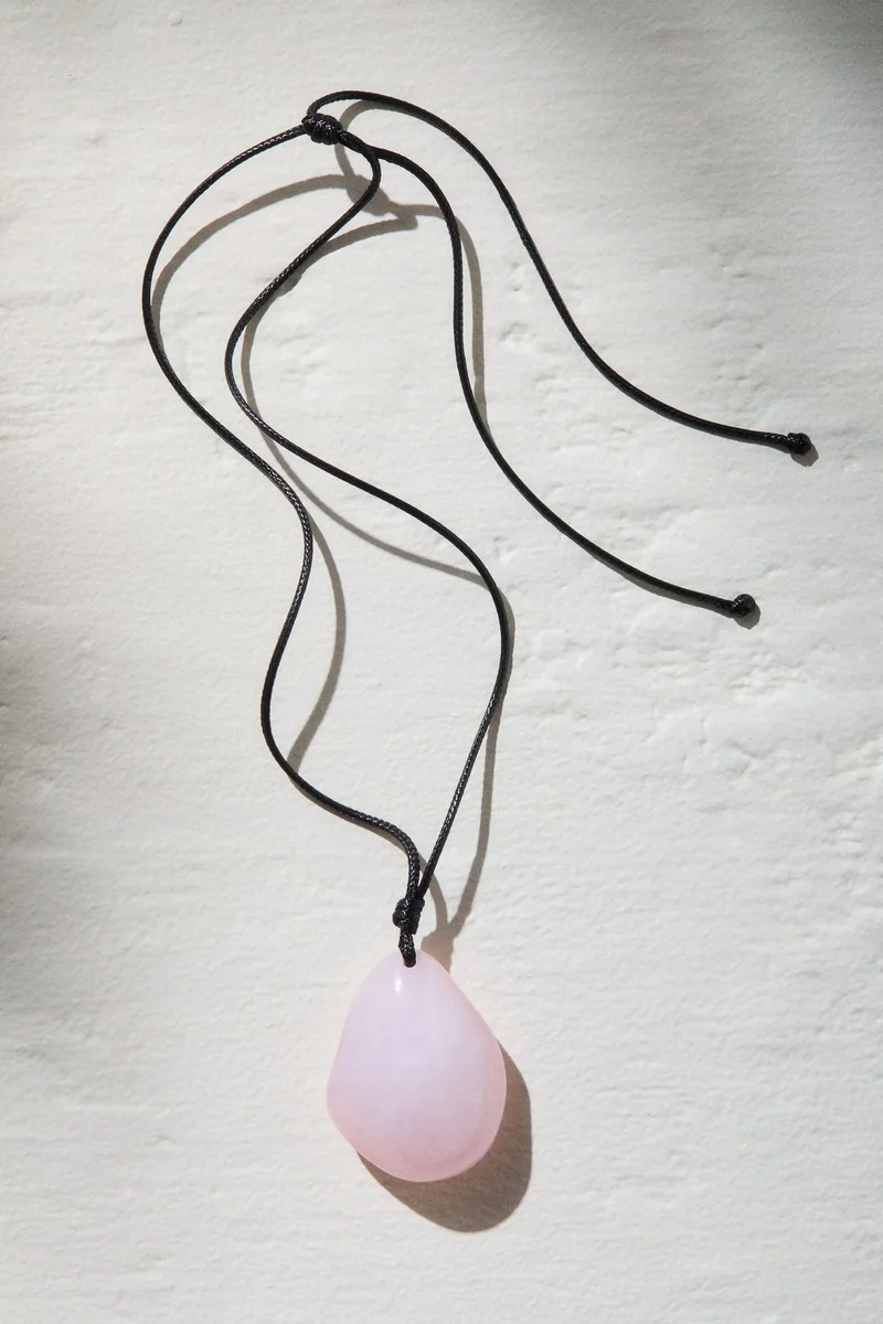 Pendant cord necklace
