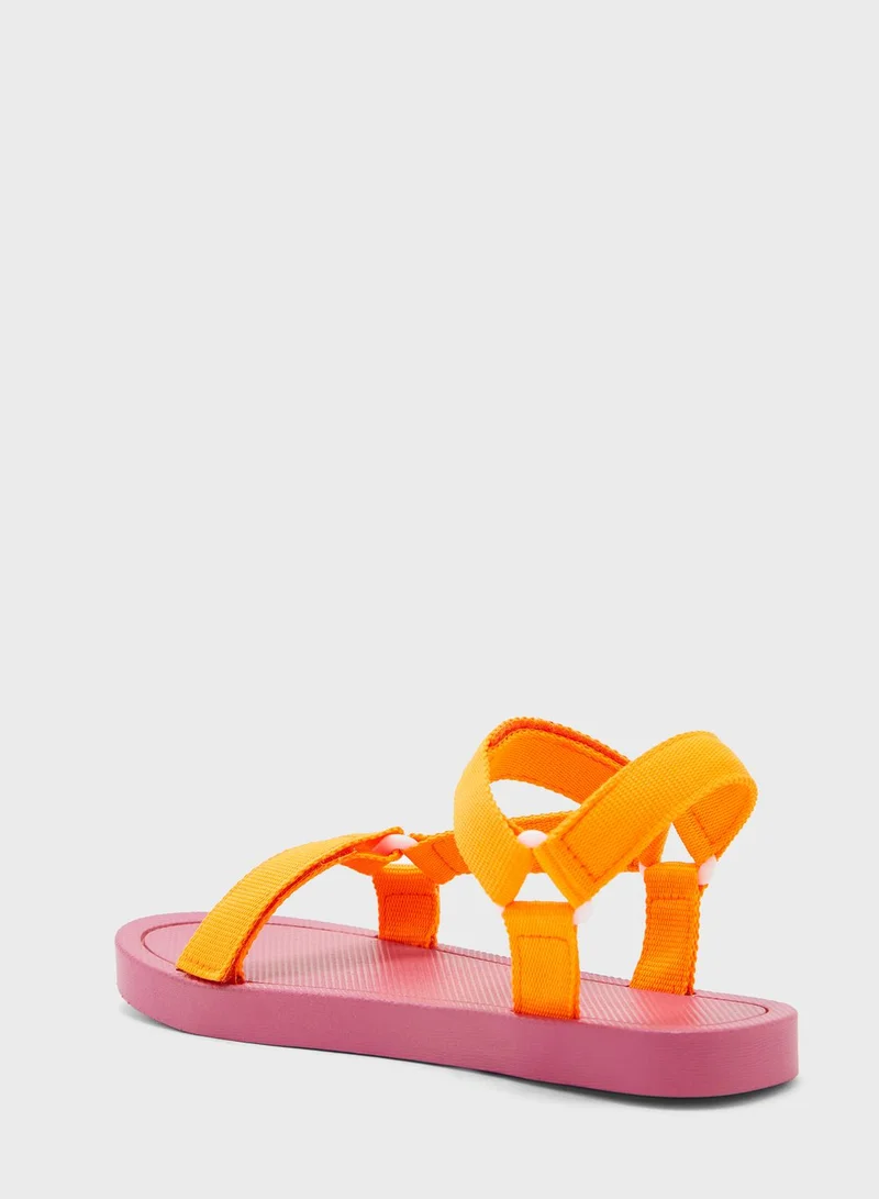 Ginger Ladies Velcro Strap Sandal