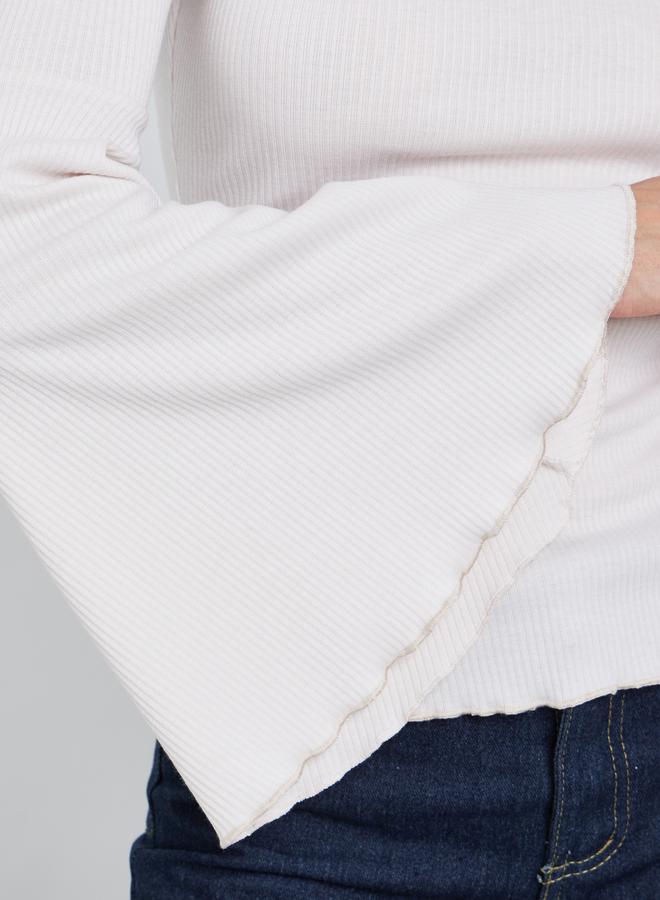 ستايلي بلوزة محبوكة بتفاصيل مُضلعة - Image 3