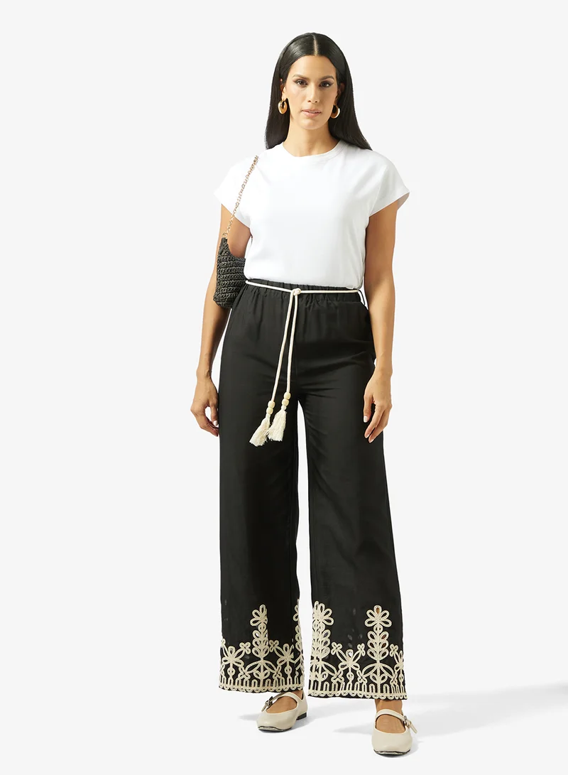 Khizana Trouser With Embroidered Hem
