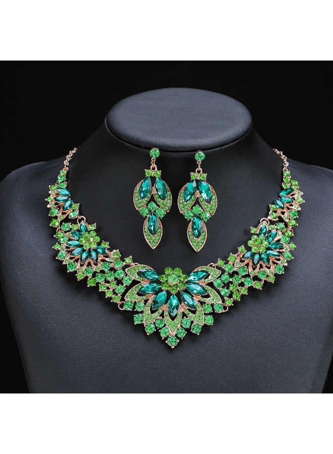 NIBEMINENT Vintage Luxury Leaf Flower Necklace Set