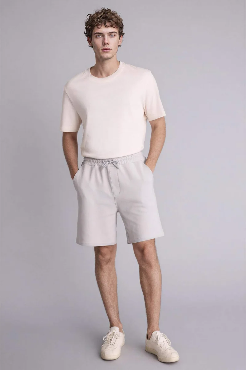 ديفاكتو Regular Fit Shorts