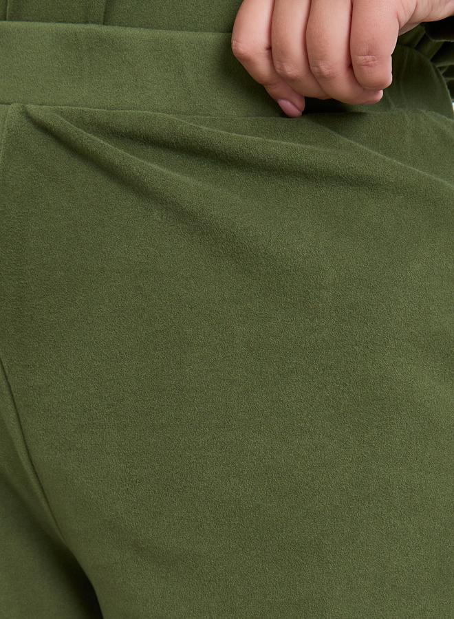 Styli Women Plus Size Green Striped Joggers - Image 3