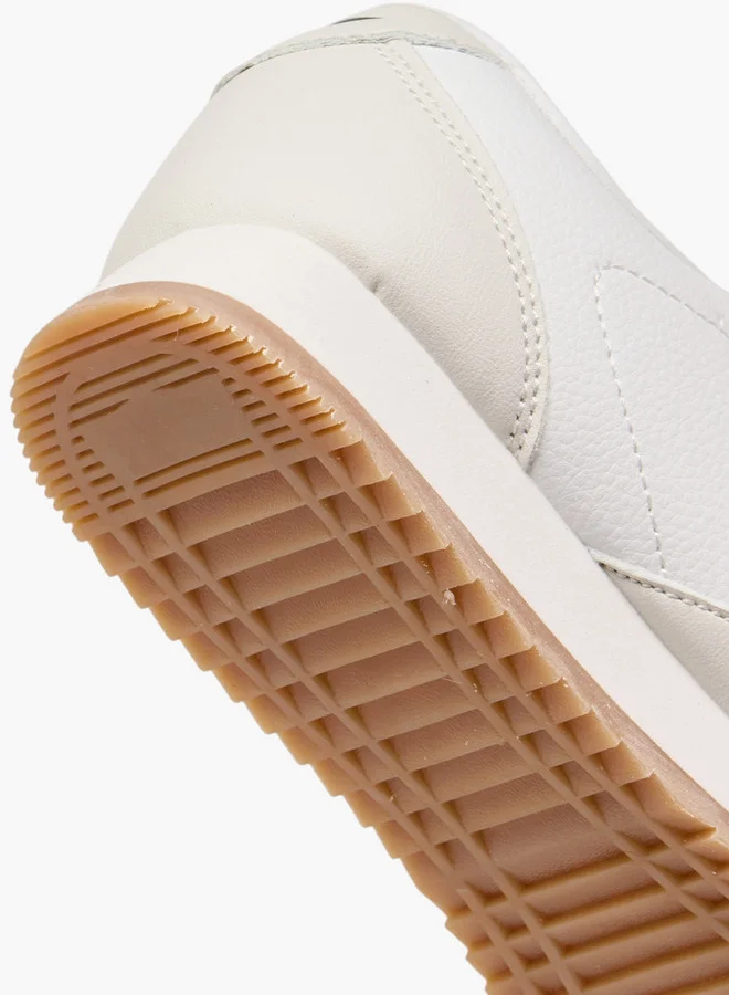 Dash Women Logo Print Sneakers with Lace-Up Closure