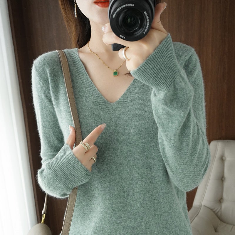 2025 Spring New Pure Color V Neck Knitted Bottoming Shirt Pullover Slimming Look Sweater Thin Style Western Style Inner Wear - Image 2