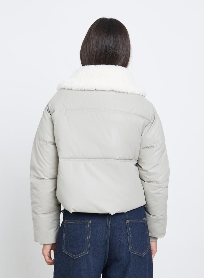 ستايلي جاكيت قصير مبطن مزين بفرو صناعي - Image 5