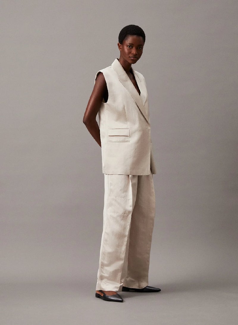 كالفن كلاين بنطال بقصة أرجل واسعة وتصميم مريح - Image 4