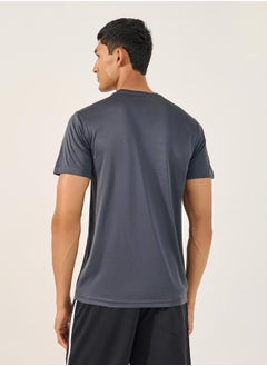 Styli Solid Regular Fit T-Shirt with Logo Detail  - Image 4