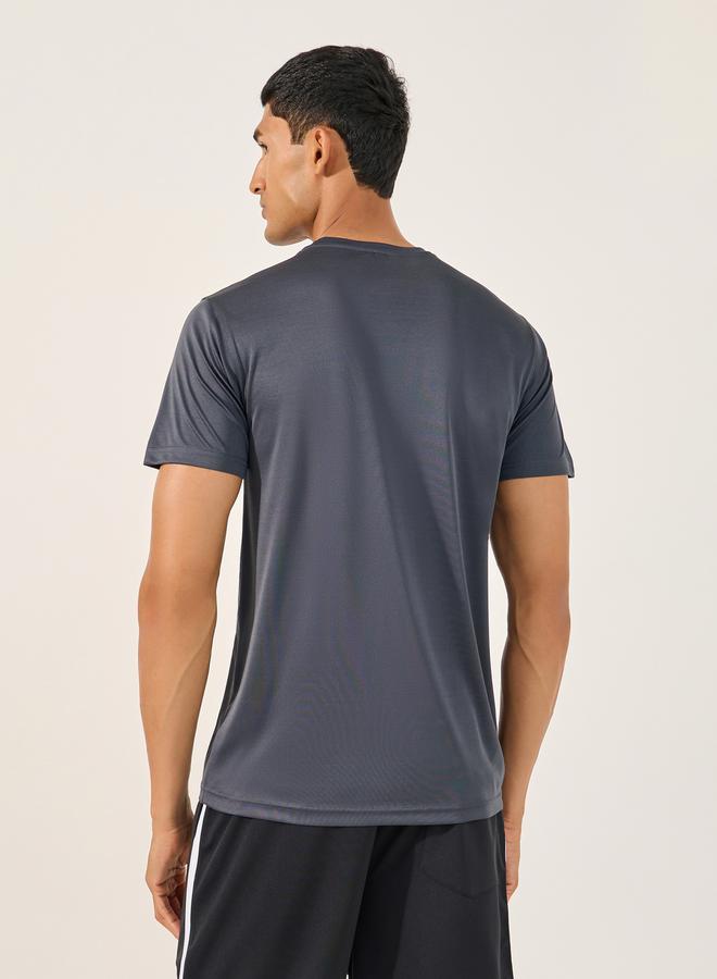 Styli Solid Regular Fit T-Shirt with Logo Detail  - Image 4