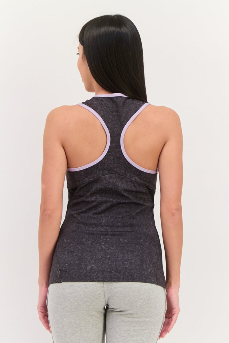 Ellesse تي شيرت تدريب بلا أكمام للنساء، لون رمادي داكن - Image 3