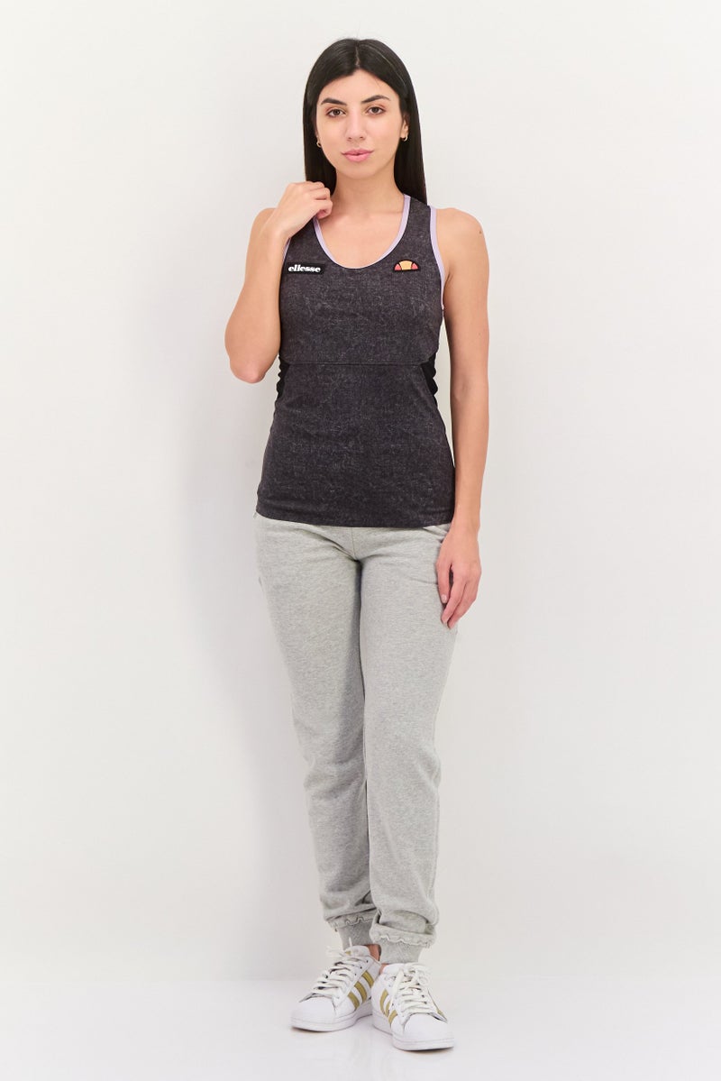 Ellesse تي شيرت تدريب بلا أكمام للنساء، لون رمادي داكن - Image 4