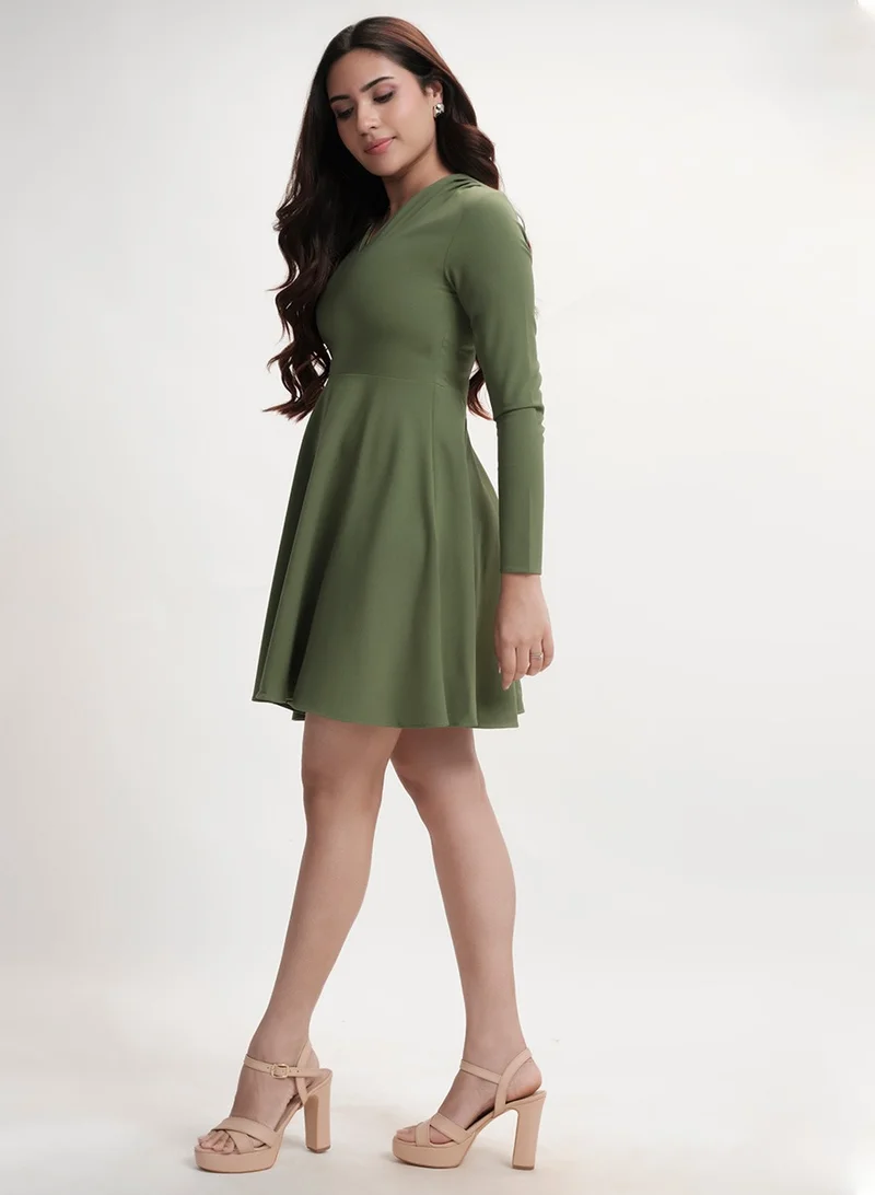 Zigzag V-Neck Fit Dress
