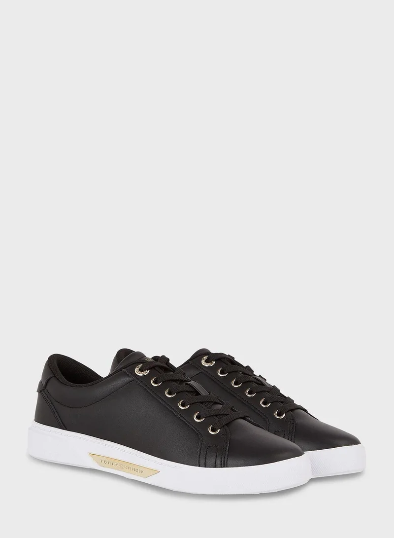 TOMMY HILFIGER Stripes Court Low Top Sneakers