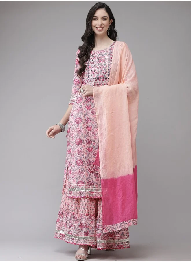 آي شين Straight Fit Printed Pattern Round Neck Three-Quarter Sleeves Pink Colour Knitted Cotton Kurta Set for Women with Semi Elastic Closure - Crafted for Elegance and Ease