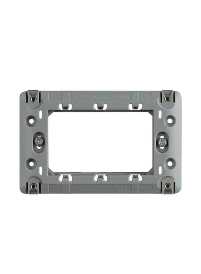 Bticino Matix Edge Plastic Chassis, 3-Slot, 10 x 7 cm²