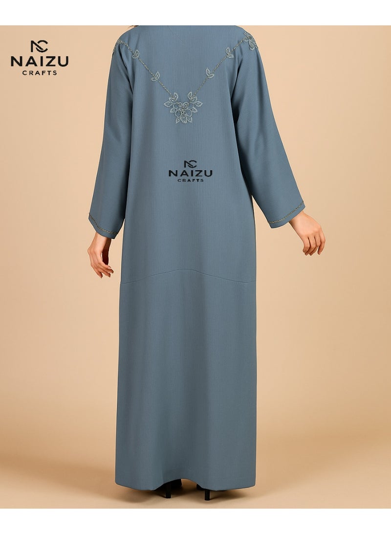 عباية مطرزة باللون الأزرق - Image 3