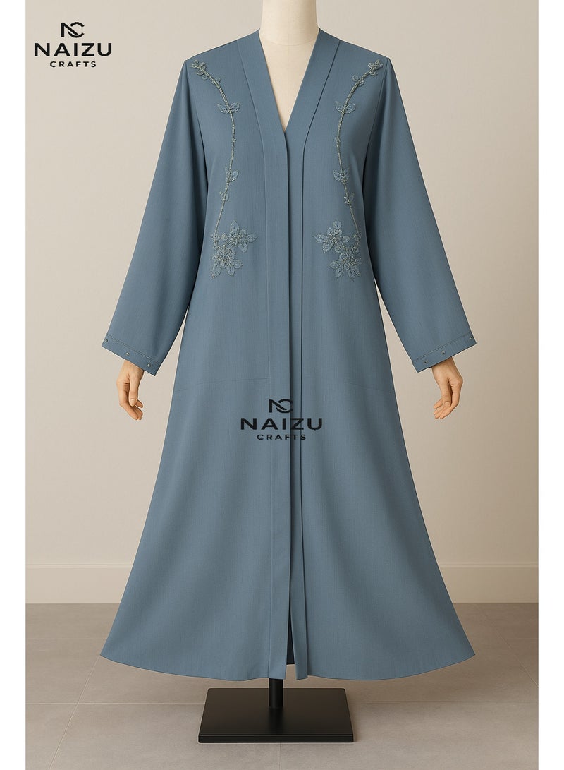 عباية مطرزة باللون الأزرق - Image 2