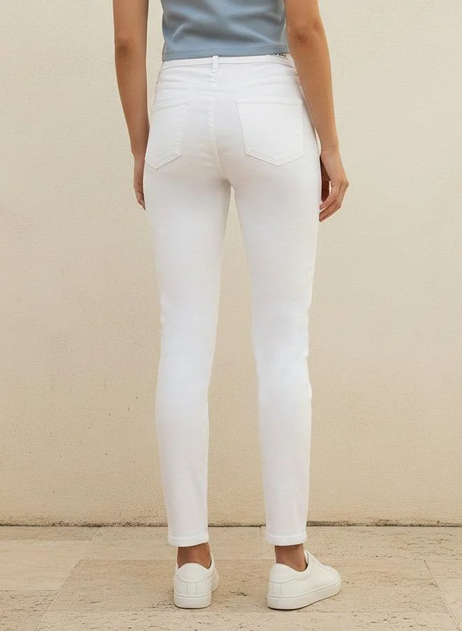Splash FAV WHITE Mid Rise Skinny Fit Jeans for Women | Best Price UAE
