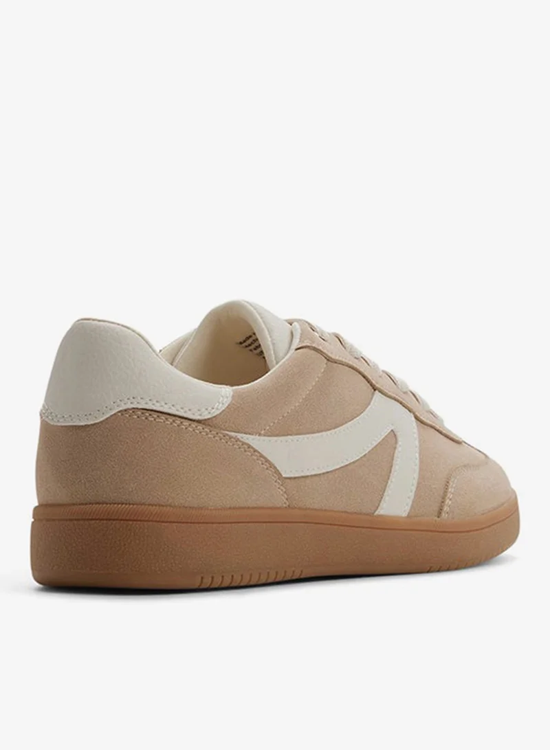 كول ات سبرنج Solae Ladies Gold Low Top Sneaker