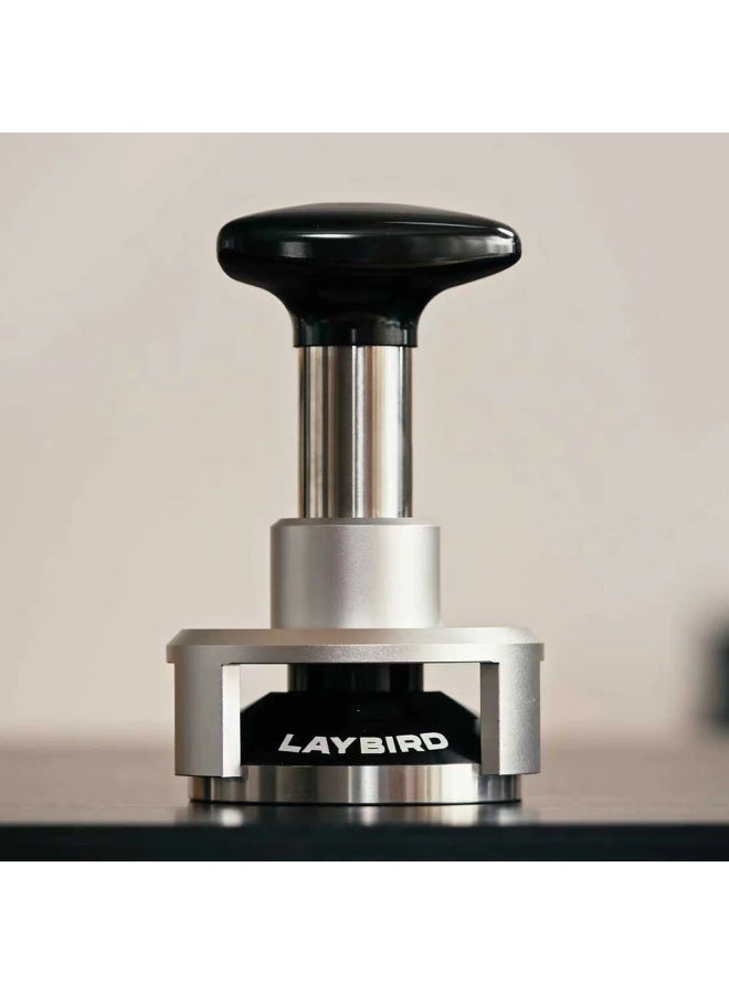 تامبر قهوة اسبريسو Laybird TriPress مقاس 58.5 مم، بضغط ثابت 25 رطل، أداة كبس ذاتية التسوية من الستانلس ستیل - Image 4