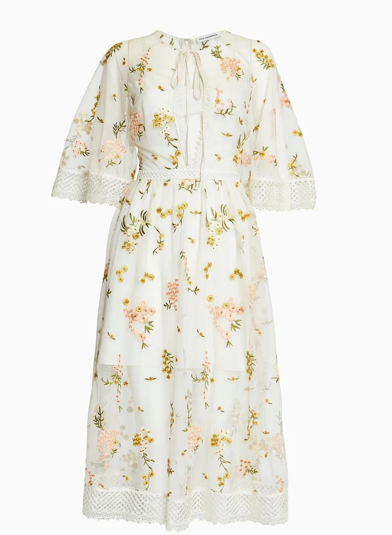 ترو ديكادينس Eva Nude-Pink Embroidery Lace Trim Angel Sleeve Midi-Dress