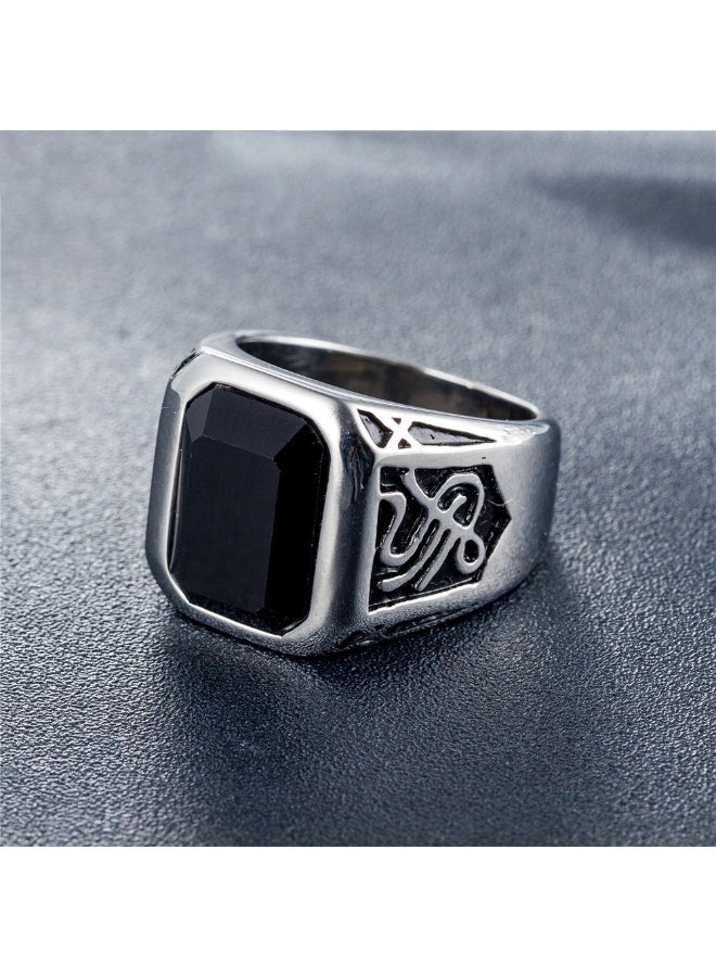 ROMAD A stylish silver ring with a rectangular black stone and elegant Arabic engravings on the sides. - Image 5
