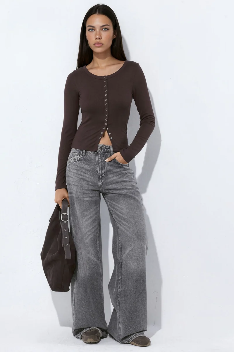 هيكاب Knit Top with Full Front Snap Buttons