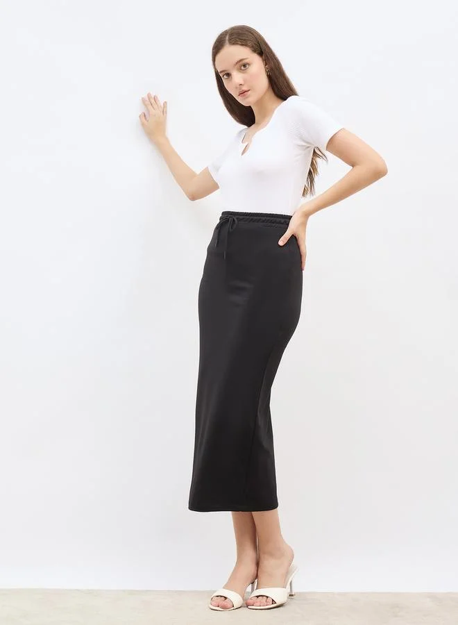Styli Styli Solid Knitted Terry Shift Midi Skirt