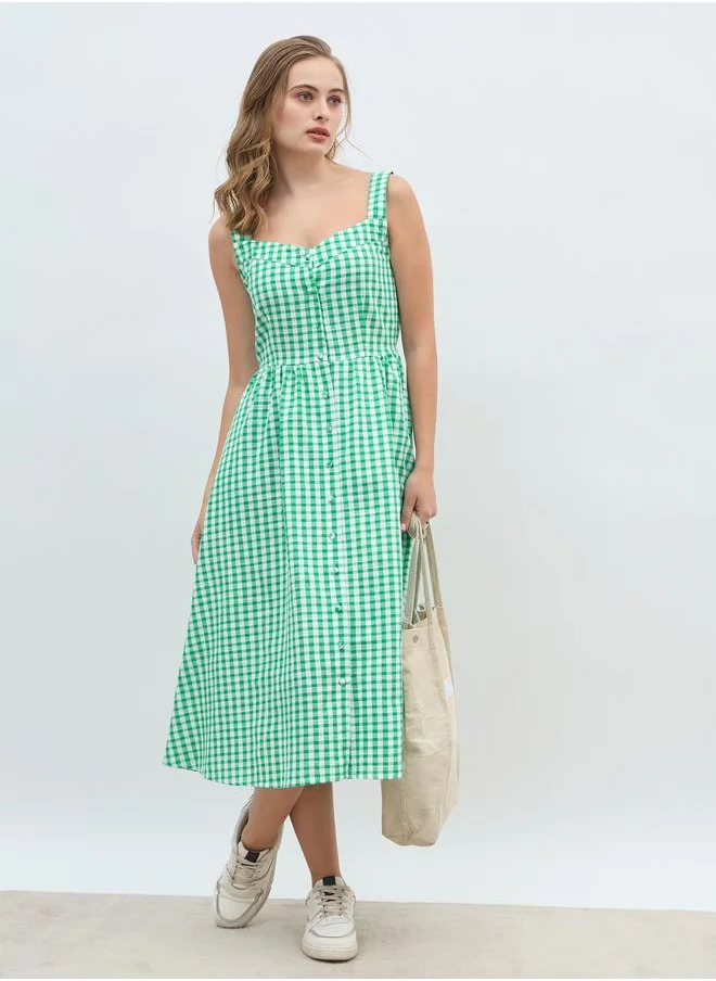 ستايلي Styli Women Green Gingham Checked Sweetheart Neck A-Line Midi Dress with Smocked Back