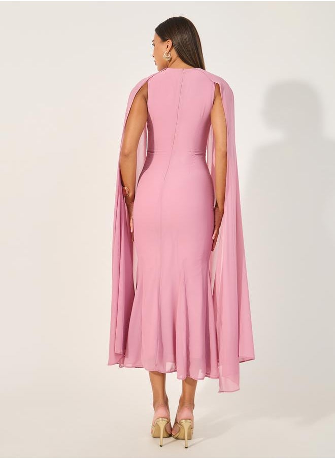 Styli Plain Long Sleeves Cape Maxi Dress  - Image 5