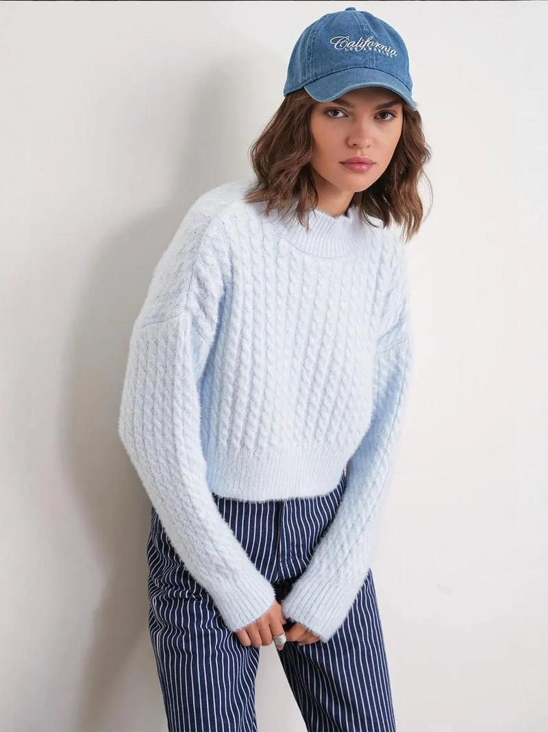 MixRay Mixray Cable Knit Pattern Crop Sweater