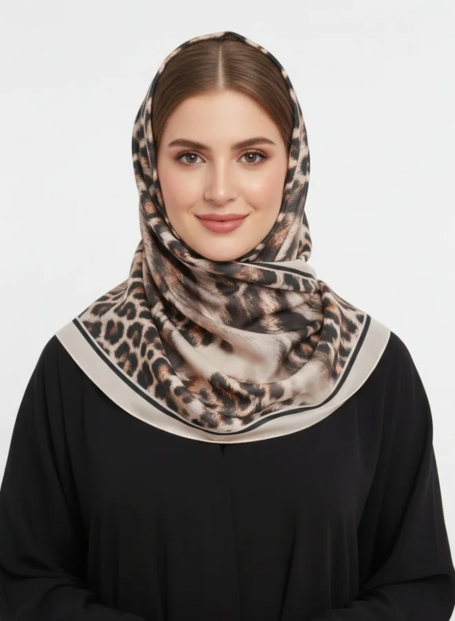 عبايات لمحة طرحة ليوبارد نود – نقشة فهد بدرجات ناعمة