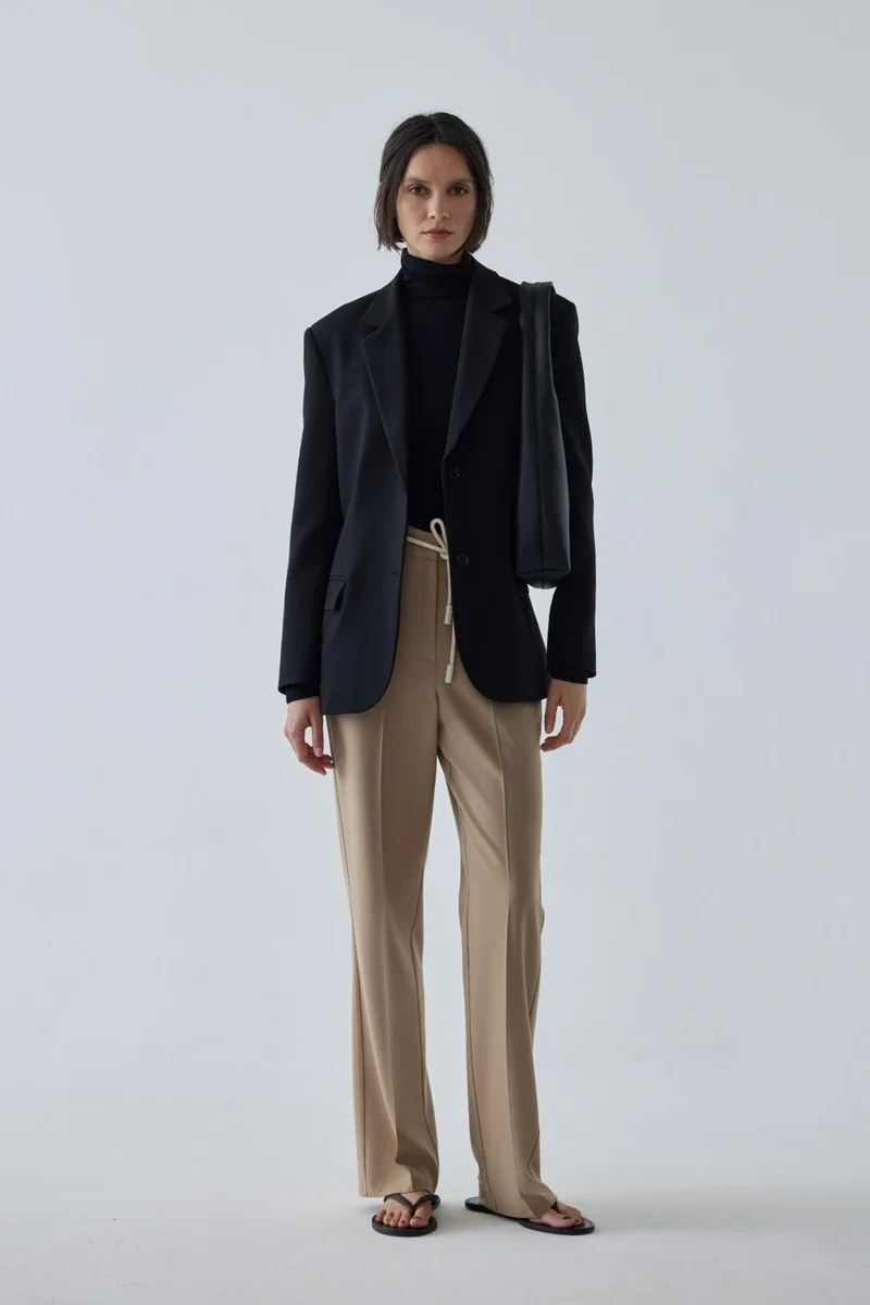سود كوليكشن Black Mina Buttoned Blazer Jacket