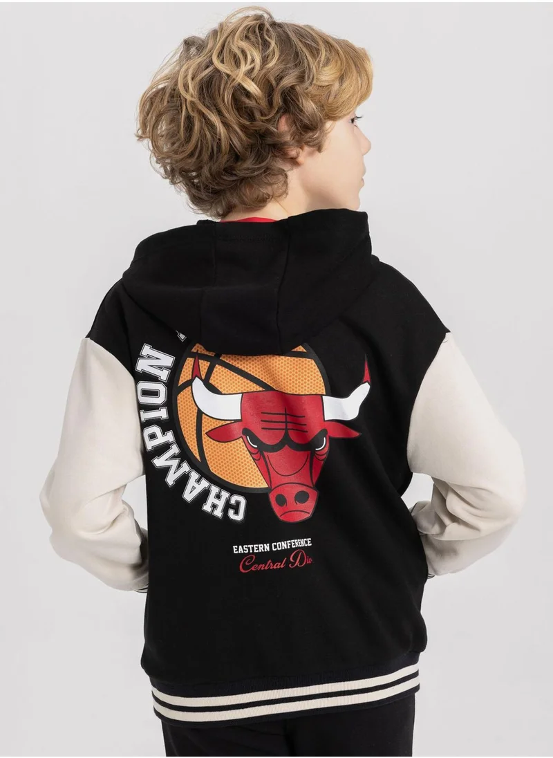 ديفاكتو Oversize Fit Hooded Chicago Bulls Licensed Jacket