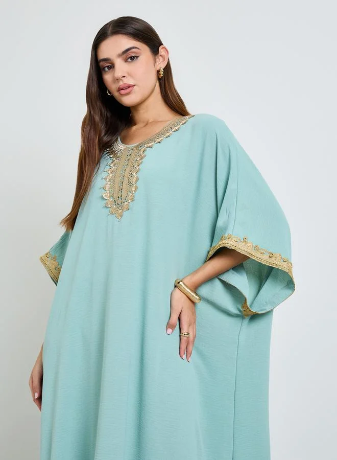 تايك تو Green Kaftan Maxi Dress With Lace Embroidery
