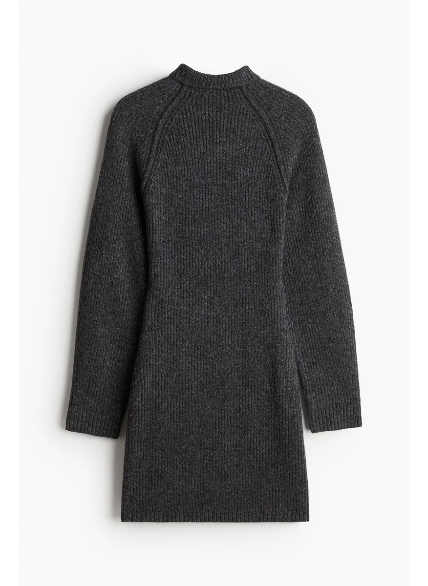 اتش اند ام Rib-Knit Turtleneck Dress