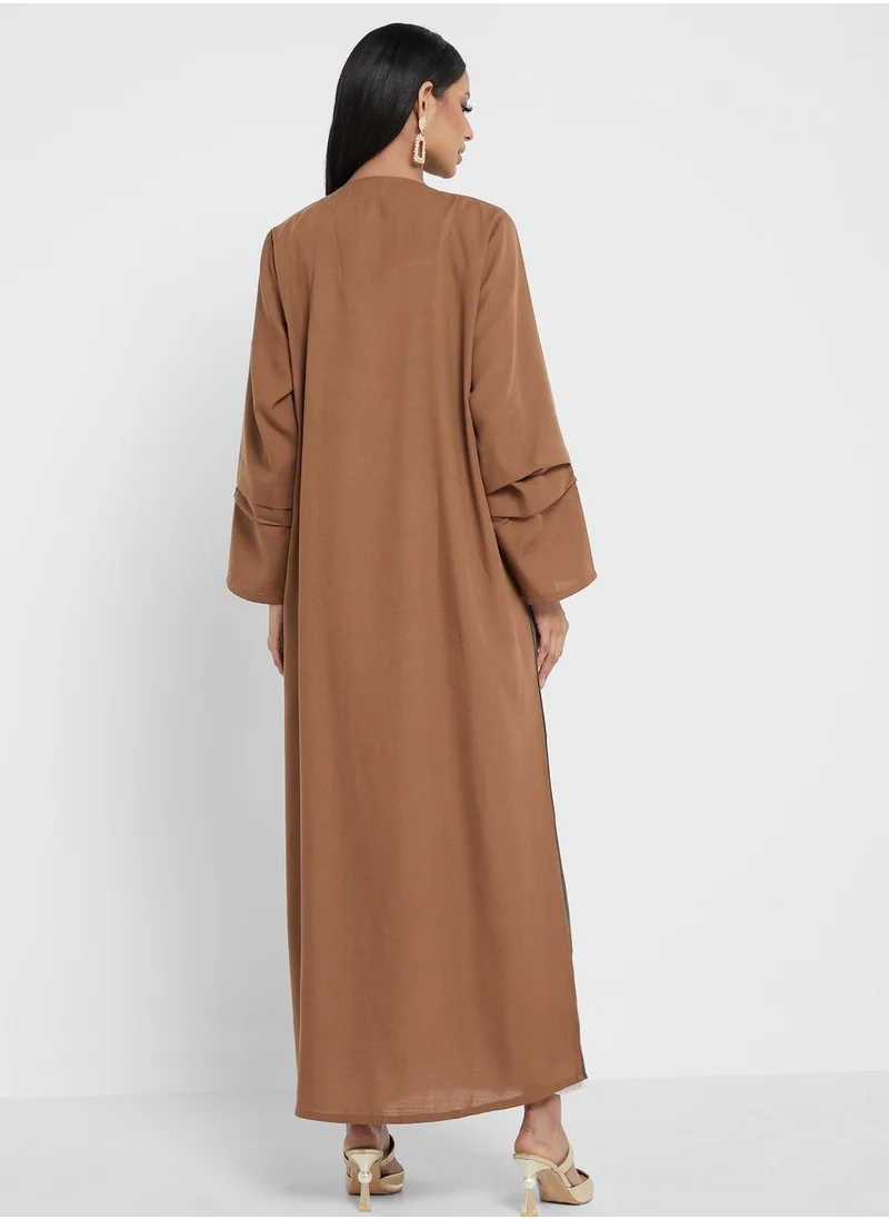 Khizana Colorblock Trench Styled Abaya With Sheila