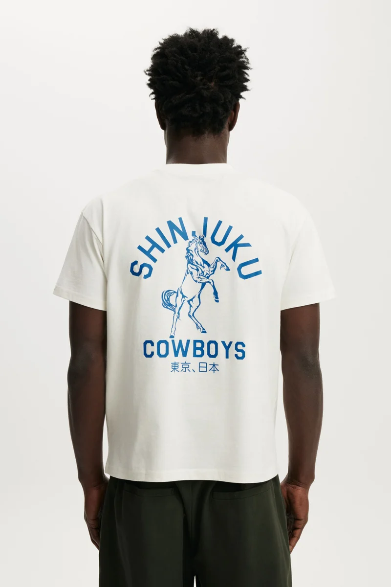 كوتون اون Fitted Graphic T-Shirt