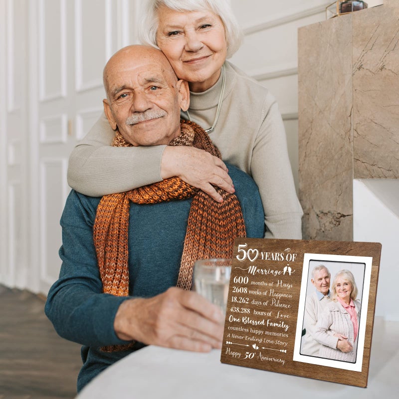 Benecharm 50th الذكرى السنوية إطار صورة - الذكرى الخمسين هدايا الزفاف للآباء والأمهات الزوجين السعيد الخمسين الديكور - الذهب الذهبي 50 سنة من الزواج 4 "x6" - Image 3