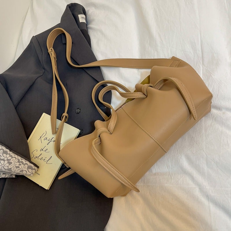 2026 Spring New Arrival High-颜值 Pleated Large-Capacity Tote Bag for Women - Stylish Commuter Handbag with Wing Design