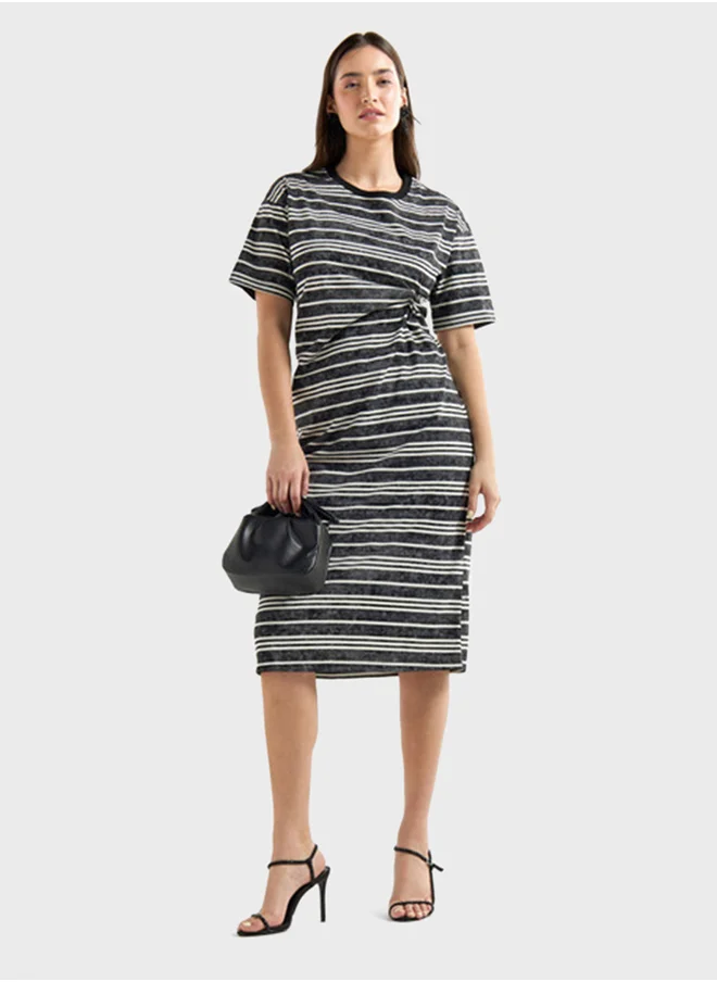 فاف Striped Crew Neck Dress