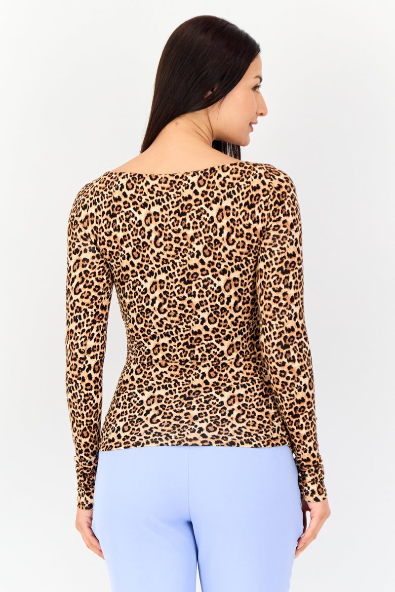 bebe Women Crew Neck Long Sleeve Animal Print T Shirt, Multicolor - Image 2