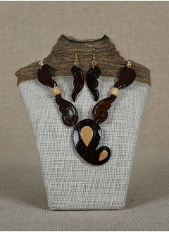 Women's Handcrafted Coconut Shell Fashionable Necklace with Earrings Set
