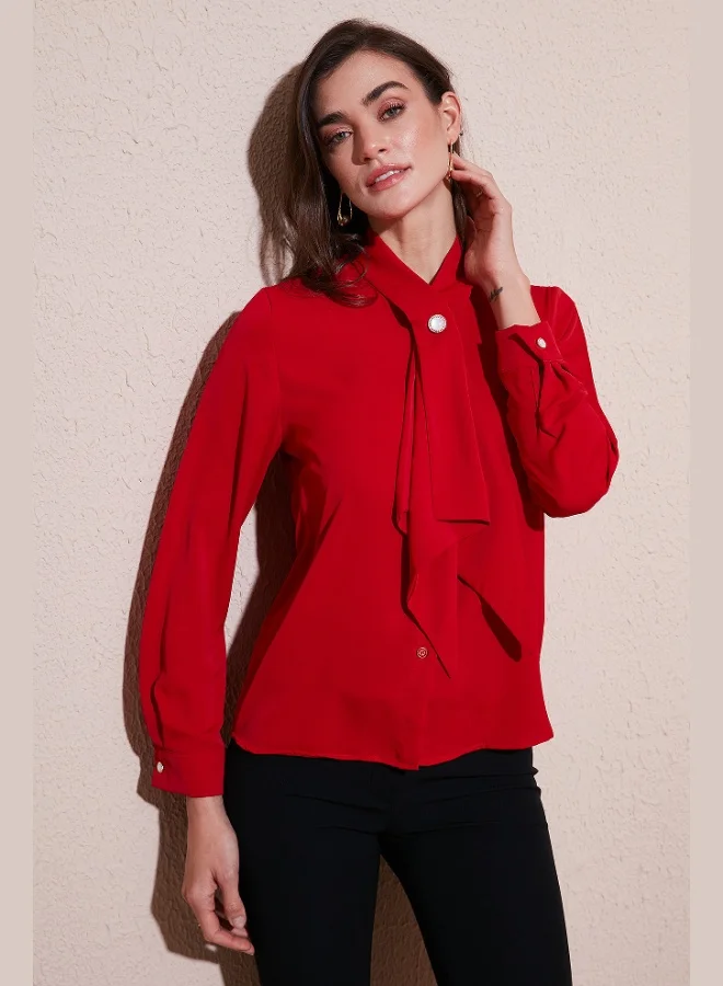 ليلا قميص نسائي بأزرار وزينة وياقة وشاح