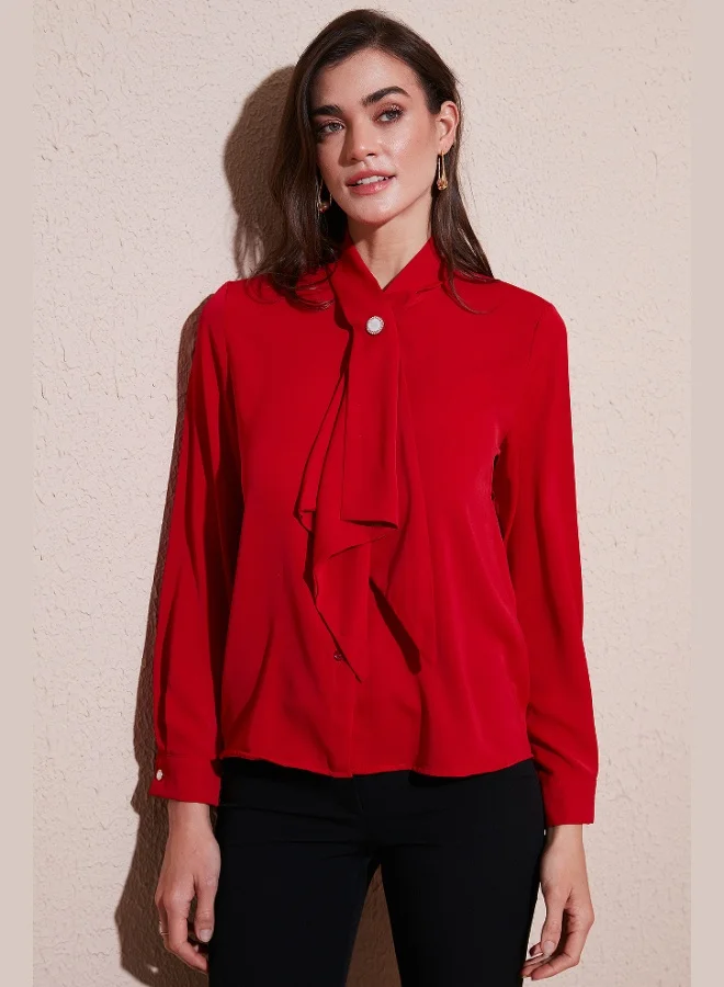 ليلا قميص نسائي بأزرار وزينة وياقة وشاح