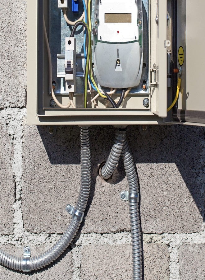 Maxxima 1 in. x 25 ft. Galvanized Steel Flexible Conduit, Greenfield Electrical 25 Foot Roll - Image 4